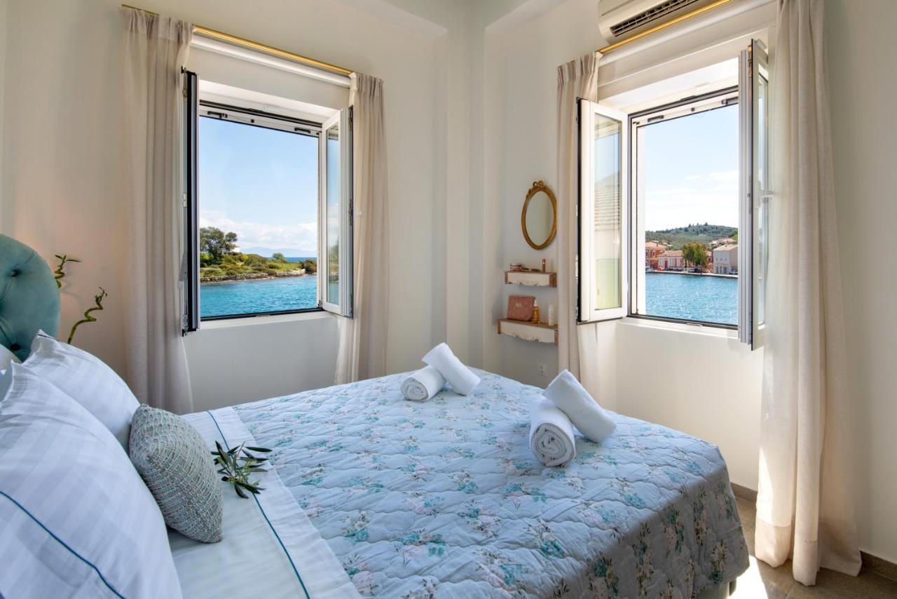Sea Front Suite "Sea Tales" Gaios Buitenkant foto