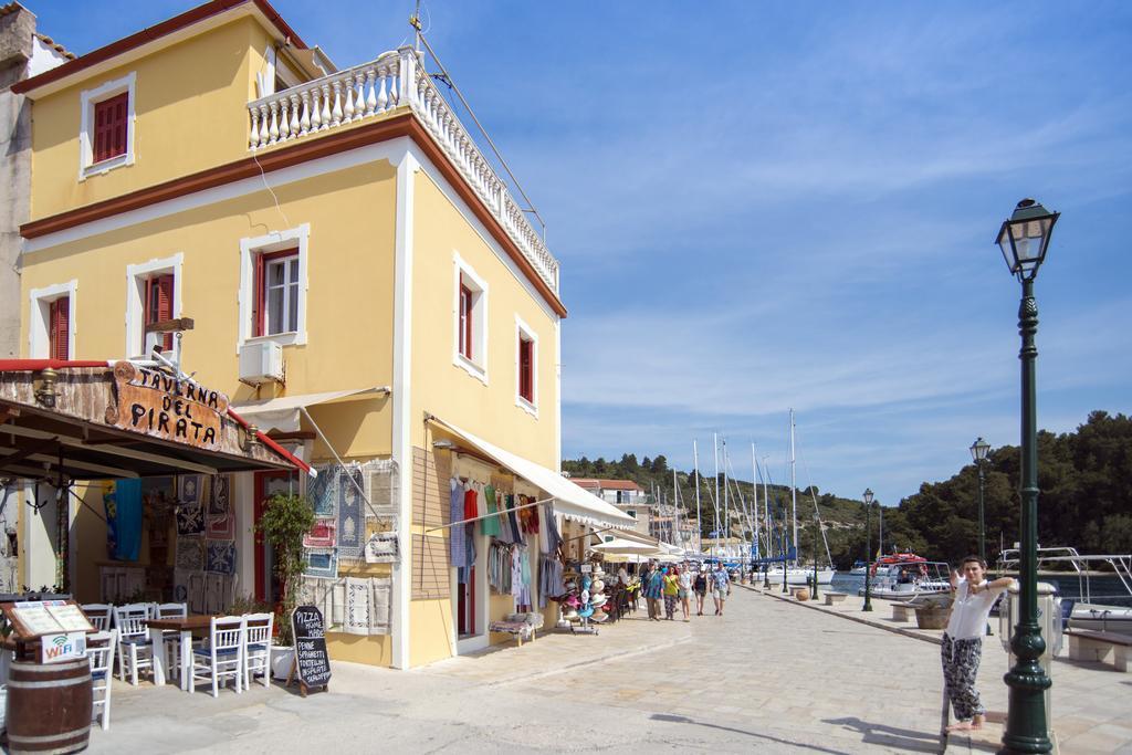 Sea Front Suite "Sea Tales" Gaios Kamer foto